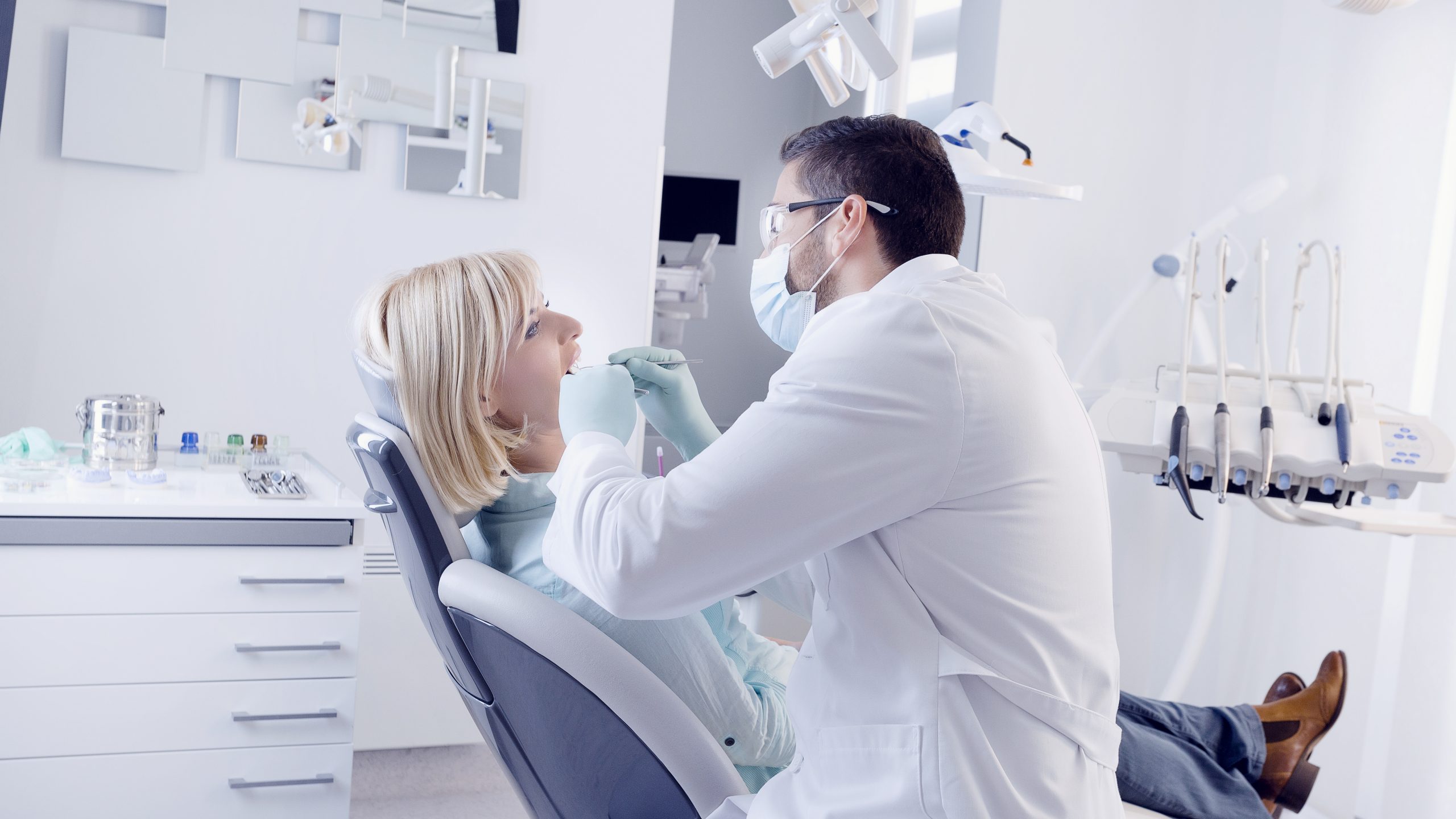 Dentist in Harvard, IL